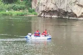 泪目！孩子得救了，他却走了……图片