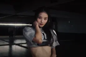 JYP新女团面纱揭开！露纤腰火辣热舞 网嗨炸：3人实力不输ITZY图片