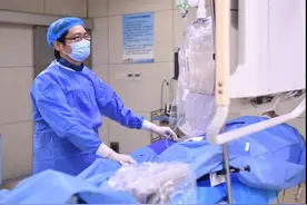 济宁这家医院成功开展鲁西南首例经锁骨下径路射频消融术图片