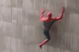 奥运新项目“速度攀岩”震撼网友：你们都是蜘蛛侠吗？图片