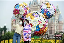 暑期游遇冷：上海迪士尼无需排队，有旅行社账面仅剩5000元图片