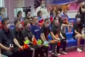 王曼昱父亲说等女儿凯旋给她做红烧鲤鱼视频封面
