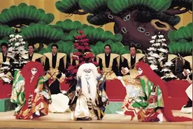在现代化进程中，日本的歌舞伎经历了怎么样的命运？图片