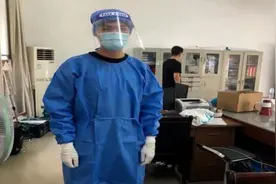 抗疫特写丨大三男生“逆行”回家乡南京做志愿者视频封面