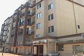 怎么回事？男子花20万装修新房，最后发现这是别人家…视频封面