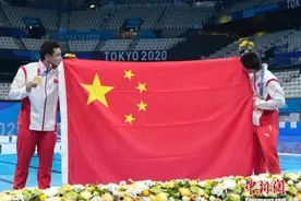 男子10米台曹缘夺冠 中国“梦之队”7金5银华丽收官图片