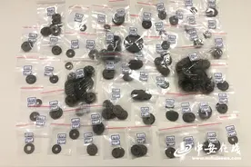 河道清淤见古币 跨省挖宝引警方：6人盗挖千余枚古币被铜陵警方依法抓捕图片