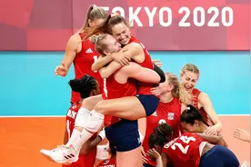 美国女排3-0击败巴西，首次夺得奥运会女排金牌图片