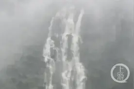 涪陵，大雨如注 提前三小时“入夜”图片