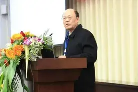 武汉大学原校长齐民友因病逝世图片