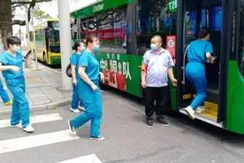 株洲最美公交人：疫情前线的勇敢“负重逆行者”图片