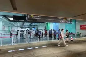 西安火车站、地铁、陕西省高速疫情防控措施再升级！榆林市暂时关闭娱乐场所及景区图片