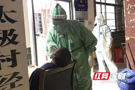 感染病科李俊护师：抗疫前线的30岁生日，做儿子最好的榜样图片