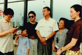 沪语电视剧《夺子战争》为何没能等到“多多归来”？上海话对白曾难倒朱茵？图片