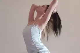韩国女艺人Stephanie社交网站发照秀完美身材图片