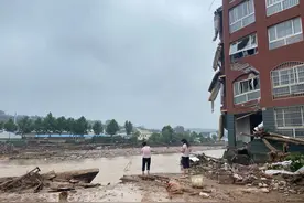 特写｜河南暴雨中，一个民间救援队的三天两夜图片