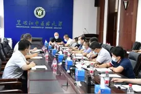 推迟开学、不允许提前返校 黑龙江多所高校发布通知图片
