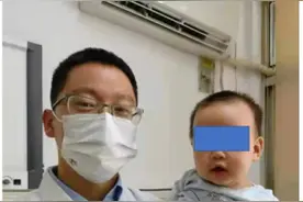 孩子大腿出现“鸡蛋”哭闹不停 这种病男孩多发 6小时内治疗效果最佳图片