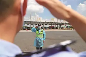 “我年轻，请让我上”图片