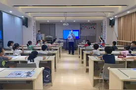 最近，这个3D纸模在松江暑托班“火”了图片