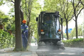 宝山环卫“一路一策”保洁高标准 、无盲区图片