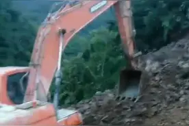 云求助｜四川雷波有人上山偷挖矿？官方回应：非法采土破坏林地 已依法处理图片