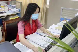 “准新娘”陈潇潇：推迟婚期 一线战“疫”图片