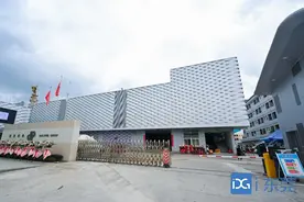 回眸《制造时代》纪录片②|莞企奋勇前进 凤凰涅槃图片