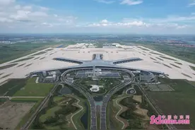 就在今天！山航正式转场青岛胶东国际机场图片
