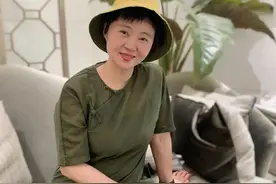 今晚7点，来中国出版传媒商报·好书探直播间和周晓枫聊聊天图片