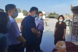 自治区人大社会建设委员会视察我市就业工作情况图片