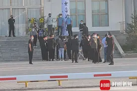 于月仙遗体告别仪式举行，马丽娟代表赵本山送别 范曾冯骥才倪萍刘晓庆等数十位名人痛悼图片