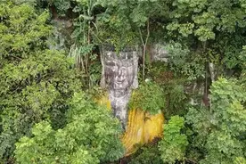 重庆神秘大佛藏深山，专家现场勘查又发现另一处天然奇观图片