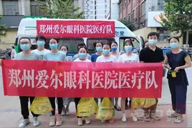 刘青霞，你穿上防护服的样子，真美图片