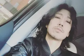 韩「嘻哈教父」遭公司诈骗！自曝想自杀、酒精中毒...登热搜第一图片