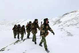 忠诚守护雪域天路——记“最美新时代革命军人”杨富祥图片