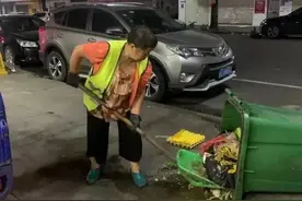 孩子为环卫工母亲申请路灯多亮15分钟！结局很舒适图片