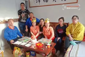 “世界那么大，我想去看看！”脑瘫姐妹有个奢侈心愿，他们用4年实现了图片