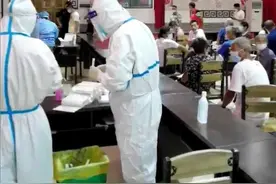 “我命令你一定照顾好自己！”出征核酸采样点的她收到两封“情书”图片
