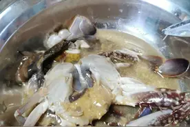 梭子蟹正应季！教你做浓郁蟹骨酱图片