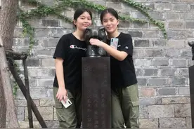 人美心更美！南中医00后双胞胎姐妹花和父母做了520个香囊，送到了抗疫一线图片