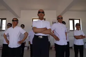 人民巷头条│宁夏“银发老人”转型做网红 直播带货迈向新生活图片
