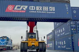 海运费暴涨之下中欧班列运量激增：用时更短，费用更低图片