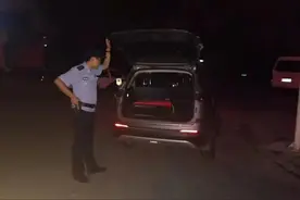 深夜！车辆后备箱传出微弱呼救声……图片