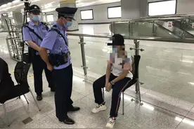 女孩乘地铁无法出示健康码？警方却看出背后的隐情图片