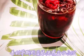 普利茅斯野莓琴酒覆盆子长饮 - 一款特别适合女士的酒精饮料图片