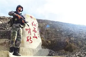 筑起祖国边境的安全屏障——探访甘肃省唯一的边防乡镇马鬃山镇图片