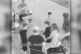 5名男子抢劫约会情侣：因为看不惯所以下手视频封面