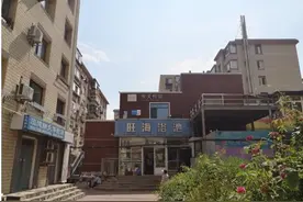 大连一浴池涉违建，居民投诉多次却奈何不得图片