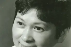 著名沪剧演员许帼华去世，她曾为毛泽东主席演唱图片